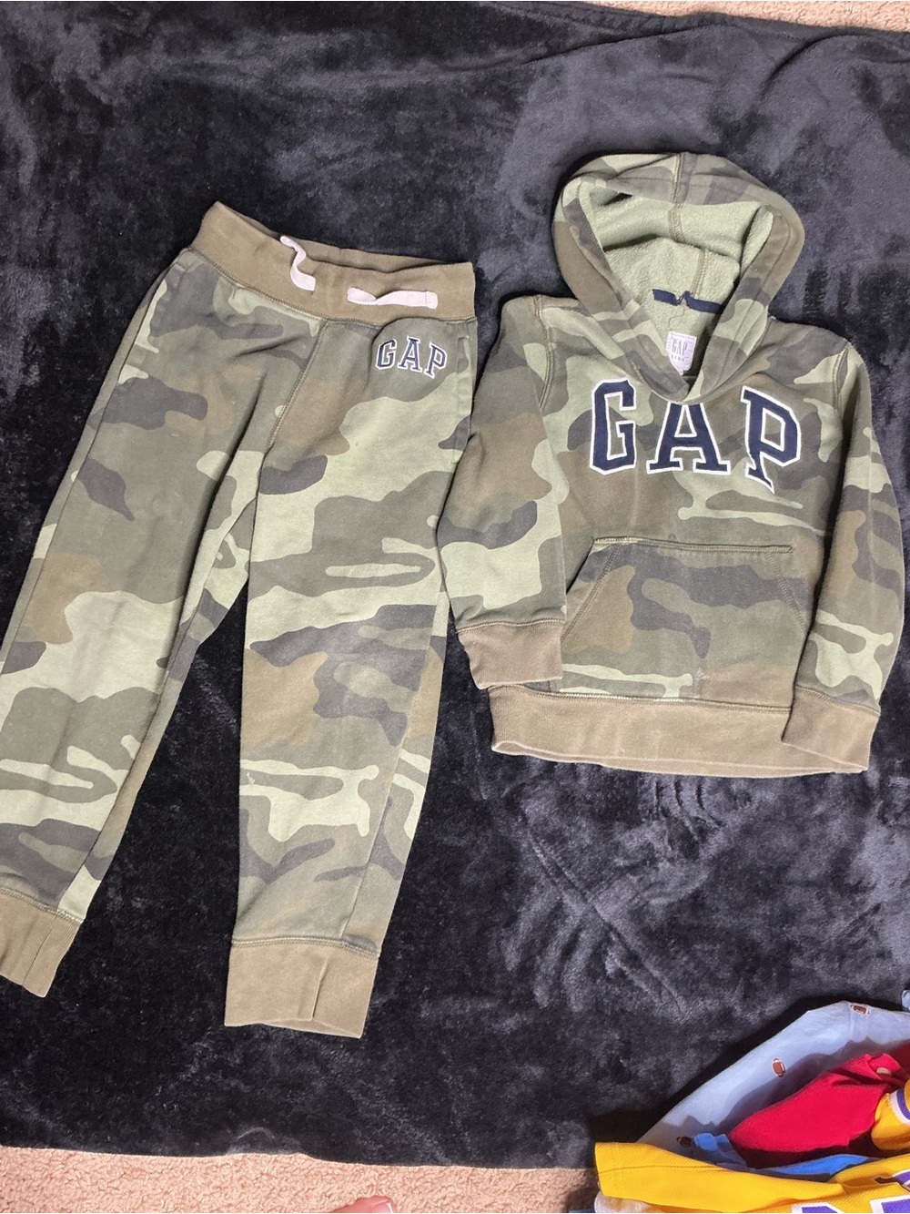 GAP Kids Camo Hoodie & Joggers Set - Olive Green